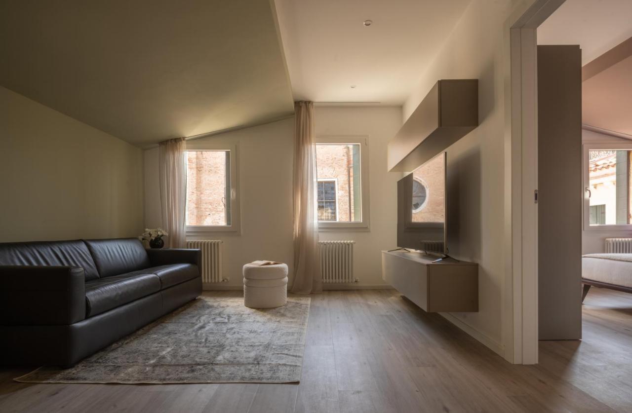 Sant'Aponal Cozy Apartment With Balcony R&R Venedig Exterior foto