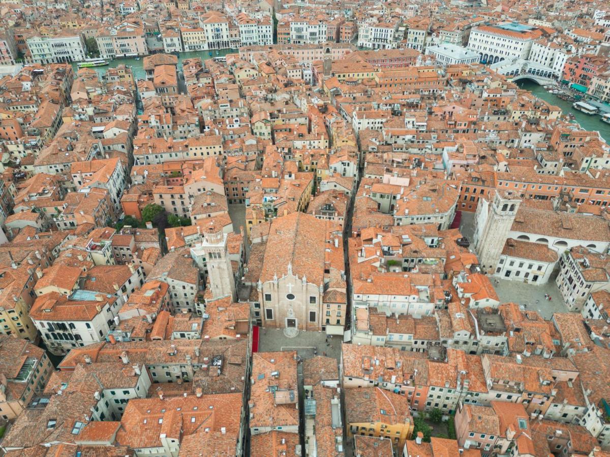 Sant'Aponal Cozy Apartment With Balcony R&R Venedig Exterior foto